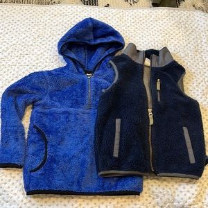 Boy size 5 bundle Sherpa vest blue fuzzy quarter zip with hood